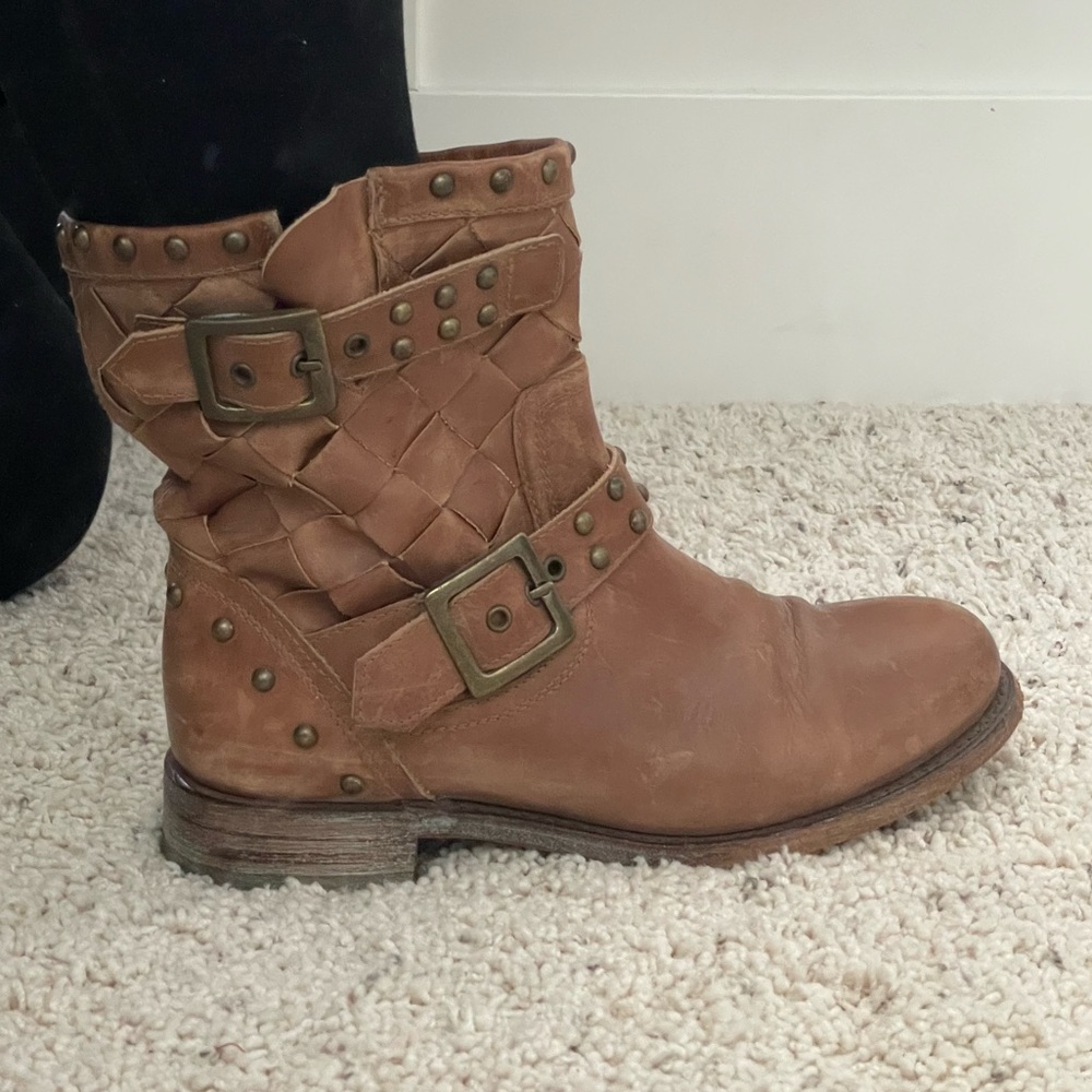 Steven leather booties size 8